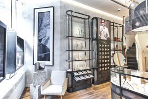 UNO de 50  123 Prince St