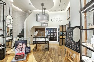 UNO de 50  123 Prince St