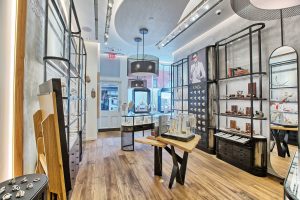 UNO de 50  123 Prince St