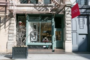 UNO de 50  123 Prince St